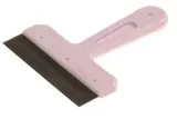 skrobak-malarski-plastik-110mm-do-farb-tapet