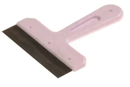 skrobak-malarski-plastik-110mm-do-farb-tapet