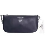 calvin-klein-torebka-sculpted-shoulder-spec-black-stan-nowy