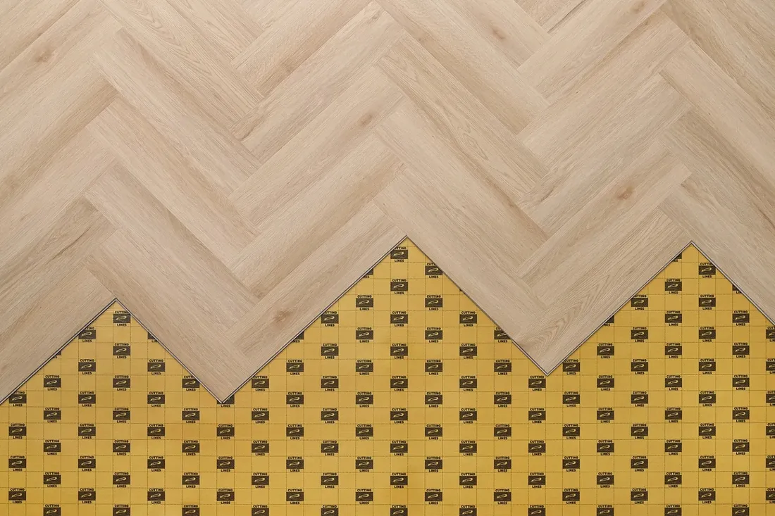 podklad-kwarcowy-do-paneli-winylowych-gruby-22mm