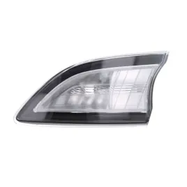 lampa-cofania-mazda-3-08-14