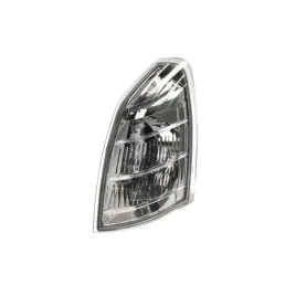 migacz-nissan-x-trail-i-01-13-przod-lewy