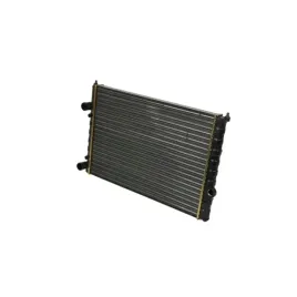chlodnica-wody-vw-passat-b3-b4-88-97-1-6-2-0-1-8