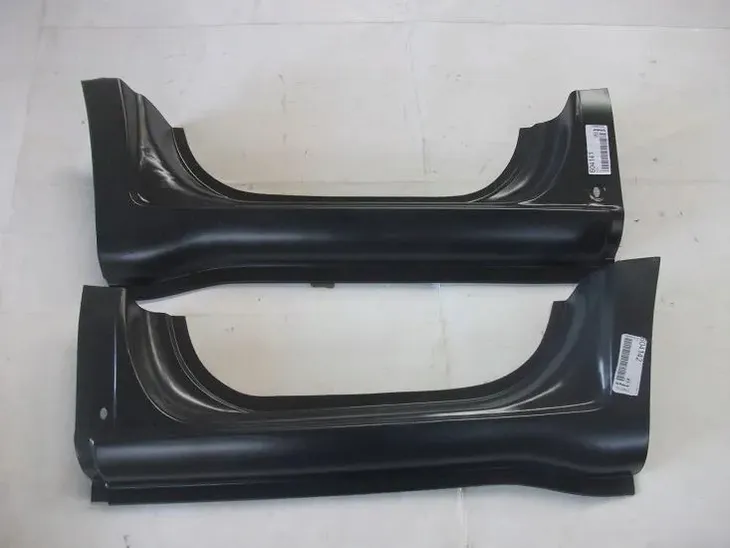 prog-prawy-renault-master-d-07-98-12-03-producent-czesci-polcar