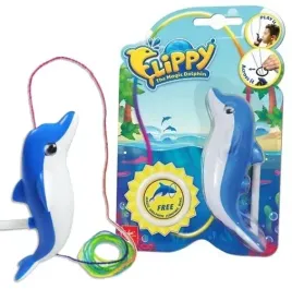 flippy-magiczny-zreczny-delfin-z-kolem-do-skokow
