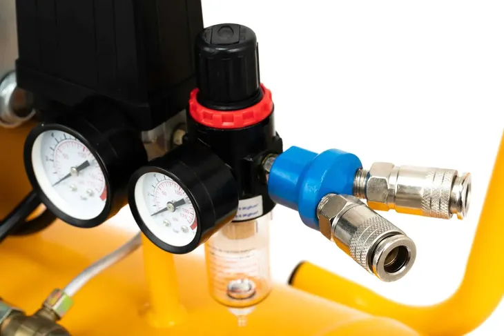 kompresor-50l-2t-huragan-stan-nowy