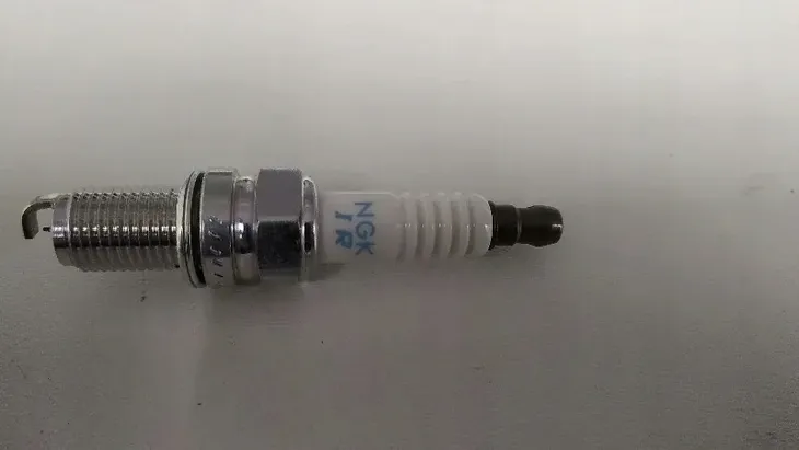 swieca-ngk-94769-jakosc-czesci-zgodnie-z-gvo-q-oryginal-z-logo-producenta-czesci-oem-oes