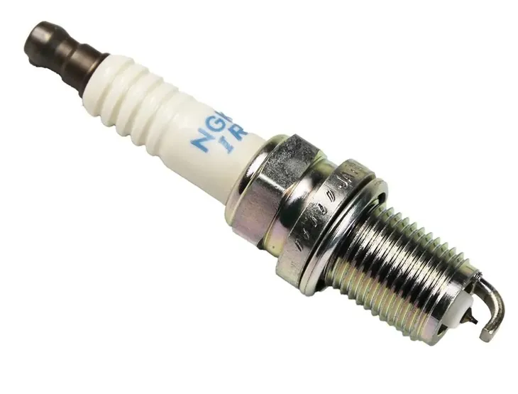 swieca-ngk-6741-producent-czesci-ngk