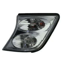 migacz-nissan-patrol-gr-y61-97-02-przod-lewy
