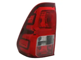 lampa-toyota-hilux-05-15-tyl-lewa