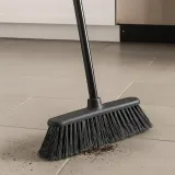 miotla-czarna-128-cm-stan-nowy