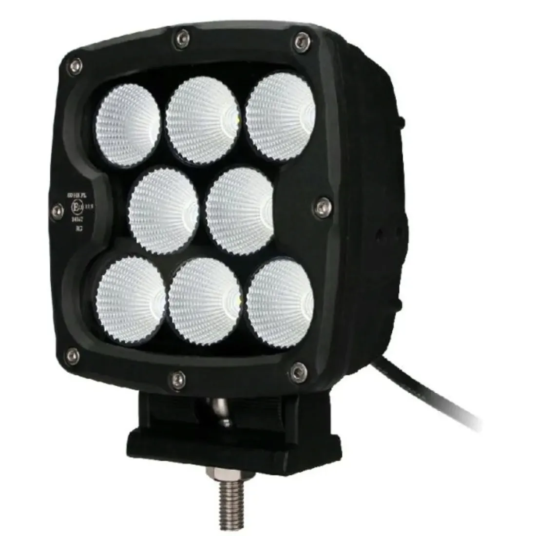 lampa-dalekosiezna-m-tech-drv04b