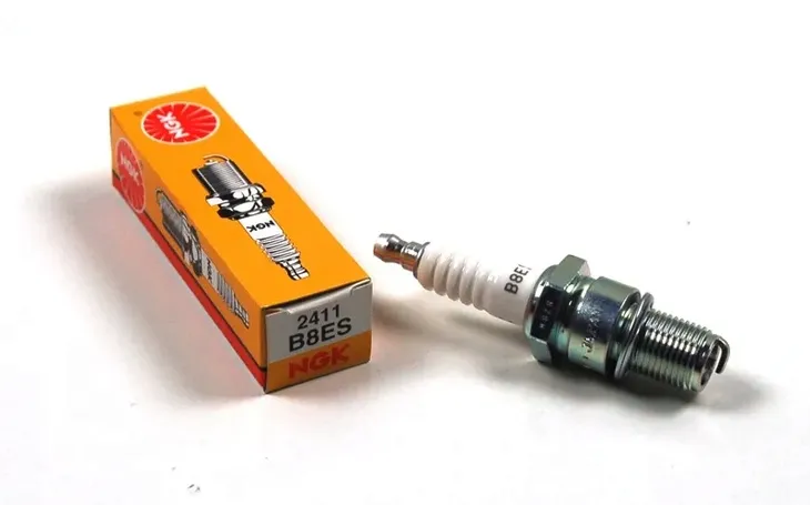 swieca-ngk-2411-jakosc-czesci-zgodnie-z-gvo-q-oryginal-z-logo-producenta-czesci-oem-oes