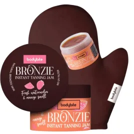 bodybite-bronzie-krem-przyspieszajacy-rekawica