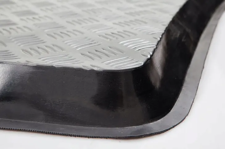 dywaniki-bagaznik-do-kia-stonic-2017-crossover-liczba-elementow-komplety