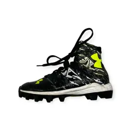 buty-sportowe-korki-dla-chlopca-under-armour-34
