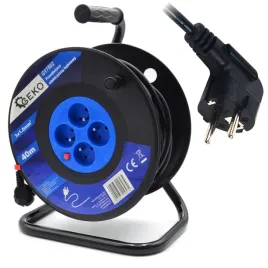 geko-przedluzacz-elektryczny-bebnowy-3x1-0mm2-40m-4-gniazda-czarny