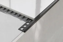 czarna-listwa-narozna-p-125-mm-x-270-cm