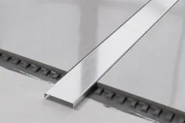 dekoracyjna-listwa-c-srebrny-mat-4cm-x-270cm