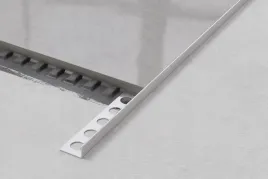 listwa-narozna-j-85mm-srebrny-matowy-270cm