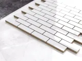 mozaika-ceramiczna-biala-white-polysk-cegielka-stan-nowy