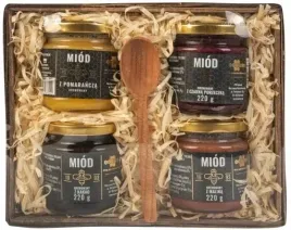zestaw-miodow-kremowanych-880g-kosz-prezentowy-prezent-na-dzien-babci