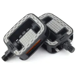 pedaly-rowerowe-antyposlizgowe-z-odblaskami