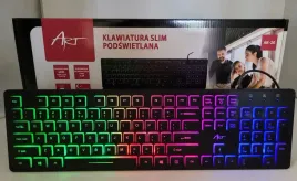 gamingowa-klawiatura-dla-gracza-podswietlana-rgb