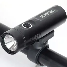 lampka-rowerowa-usb-latarka-na-rower-neood-800lm