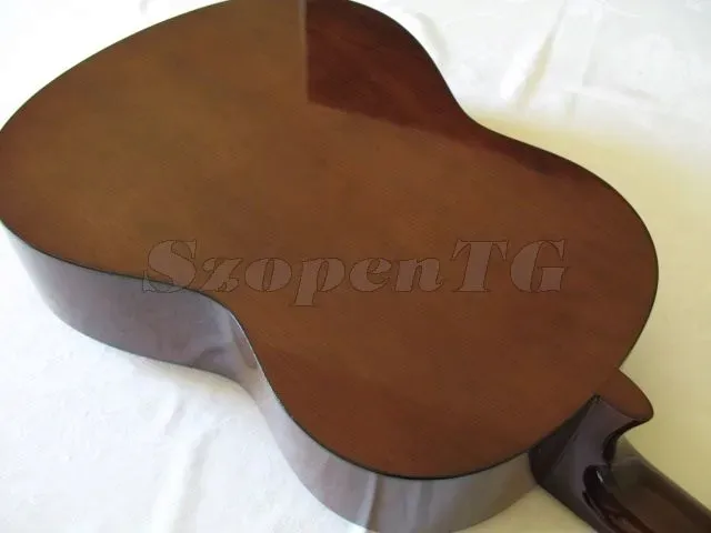 yamaha-c40-gitara-klasyczna-nazwa-koloru-producenta-natural