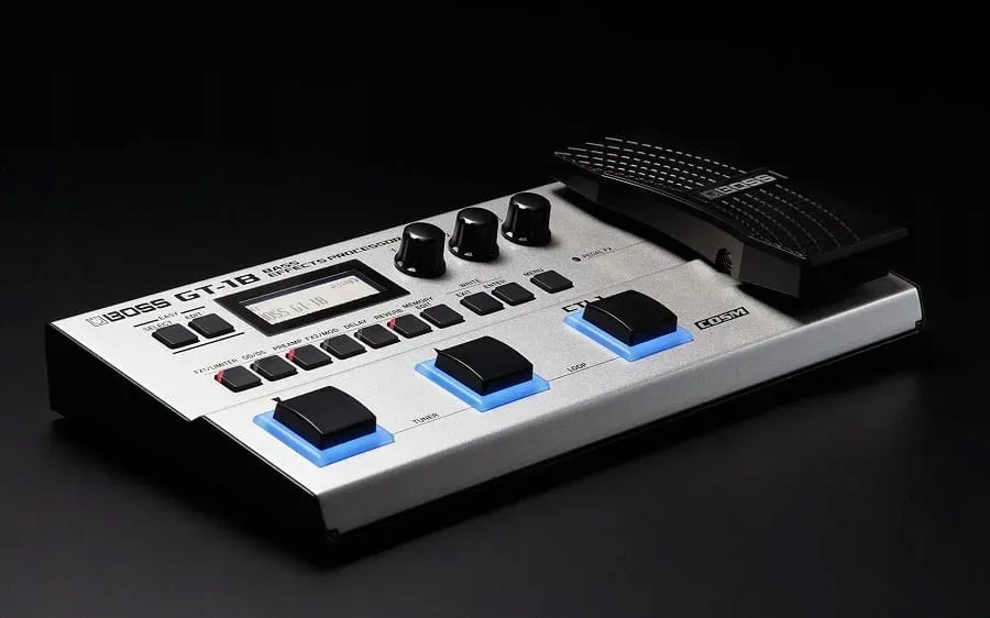 boss-gt-1b-procesor-basowy-multiefekt-stan-nowy