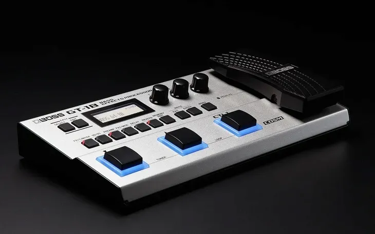 boss-gt-1b-procesor-basowy-multiefekt-stan-nowy-marka-boss