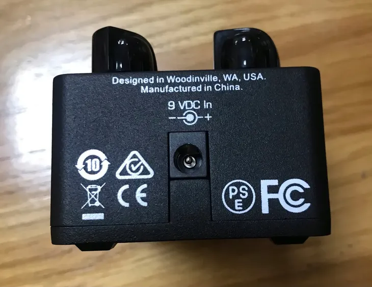 ampeg-scrambler-efekt-basowy-distortion-stan-nowy-model-od-1x-overdrive