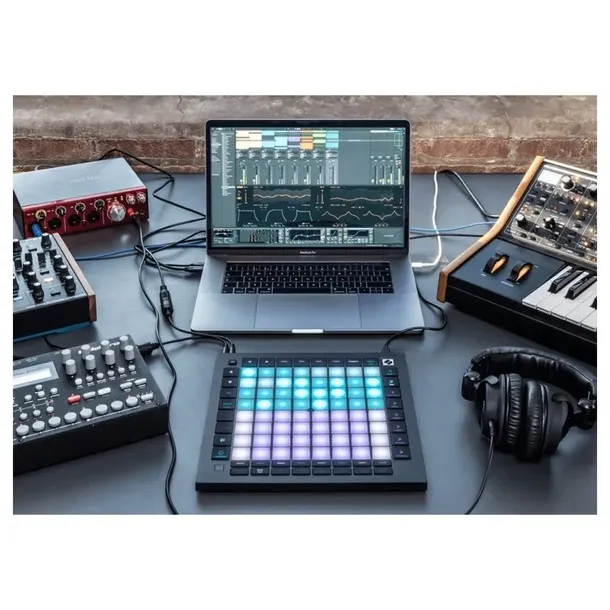 novation-launchpad-pro-mk3-kontroler-ableton-stan-nowy-model-launchpad-pro-mk3