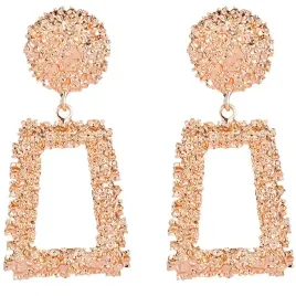 rozowe-kolczyki-geometryczne-prostokat