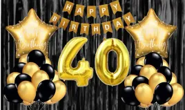 zestaw-balony-czterdziestka-zlote-hel-40-urodziny-czarne-kurtyna-baner