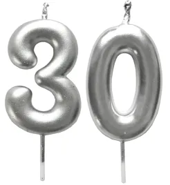 swieczka-urodzinowa-cyfra-30-srebrna-tort-metaliczna-swieczki-trzydziestka