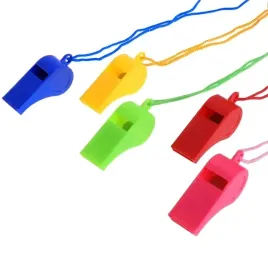 plastikowy-gwizdek-sportowy-ze-sznurkiem-5-szt