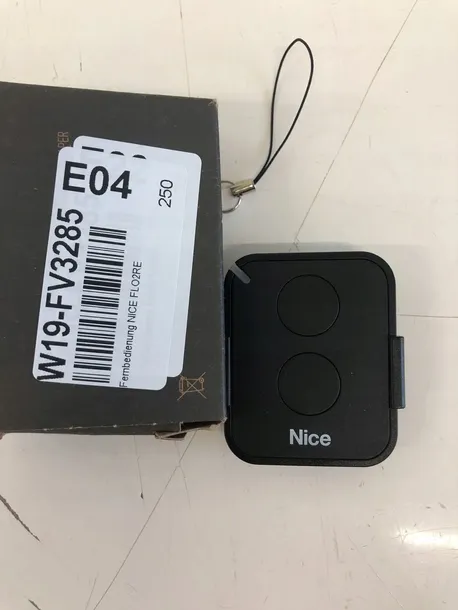 pilot-nice-flo2re-43392-mhz-2-kanalowy-waga-z-opakowaniem-0-5-kg