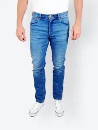 spodnie-wrangler-greensboro-15qjx21y-30-32