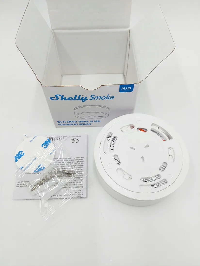 shelly-plus-smoke-inteligentny-czujnik-dymu-wifi-stan-powystawowy