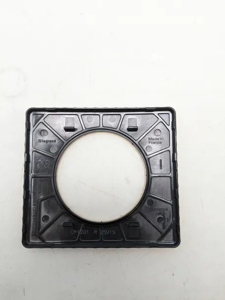 ramka-pojedyncza-legrand-brazowy-kod-producenta-cp1221
