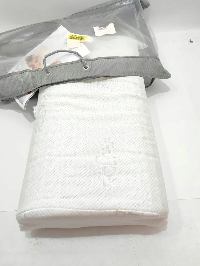 rowa-poduszka-podtrzymujaca-szyje-stan-powystawowy