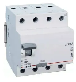 wylacznik-roznicowopradowy-legrand-4p-40a-003a-typ-ac-p304-rx3