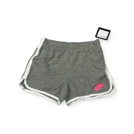 krotkie-sportowe-spodenki-dziewczece-nike-6-7-lat-116-122-cm