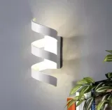 lampa-scienna-led-helix-bialo-srebrna-26-cm