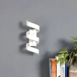 lampa-scienna-led-helix-bialo-srebrna-26-cm-stan-nowy