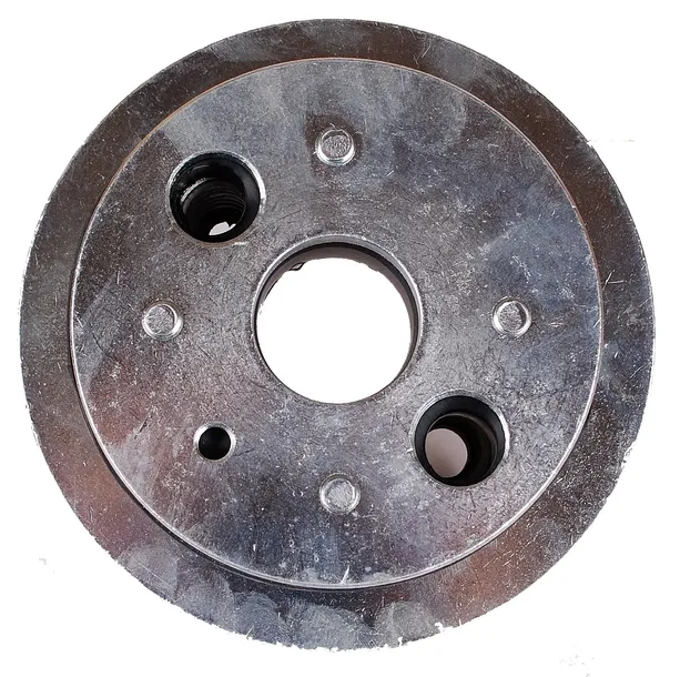 glowica-studzienna-110-32-ocynkowana-do-studni-stan-nowy-kod-producenta-glowica-do-studni-metalowa-110-32