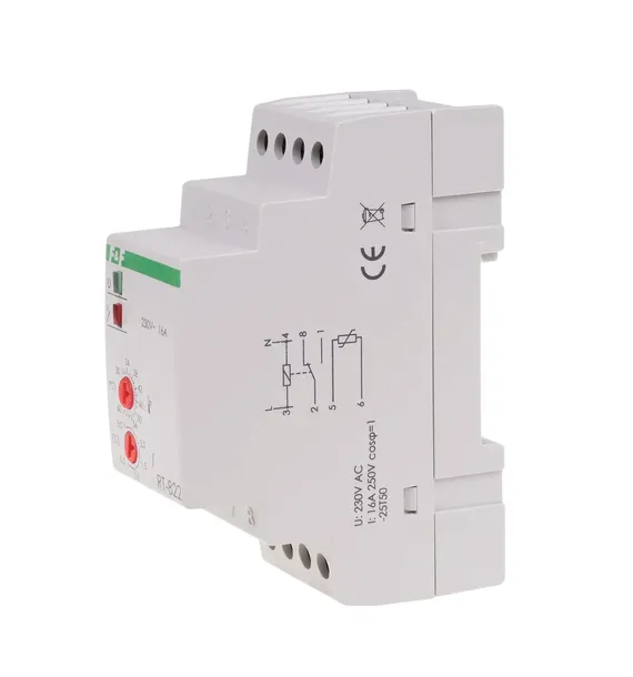 regulator-temperatura-rt-822-marka-fandf