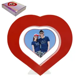 lewitujaca-ramka-magnetyczna-na-zdjecia-serce